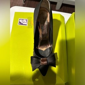 Ted Baker size 38 Black high heels with bow. US size 7